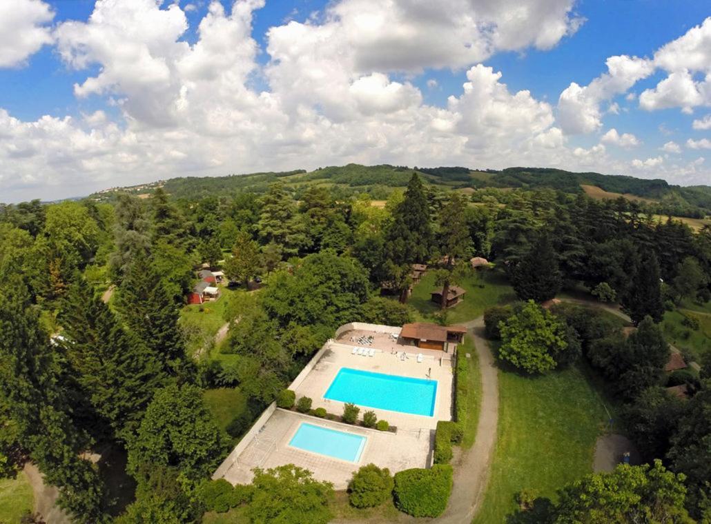Camping Et Hotel Chateau Du Haget Montesquiou Exterior foto
